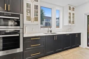 Read more about the article Getting Kitchen Renovation in Newmarket? Consider Kitchen Cabinet Refinishing