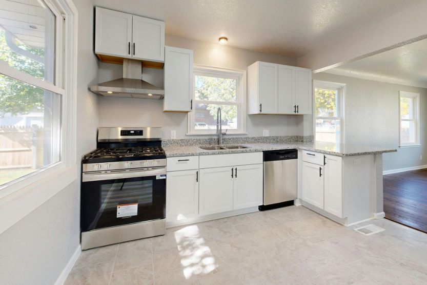 kitchen cabinet refinishing Barrie